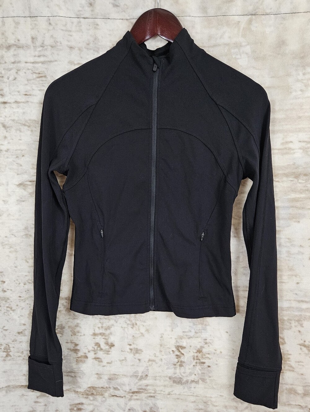 Lululemon Define Jacket Cropped Size 8 Black